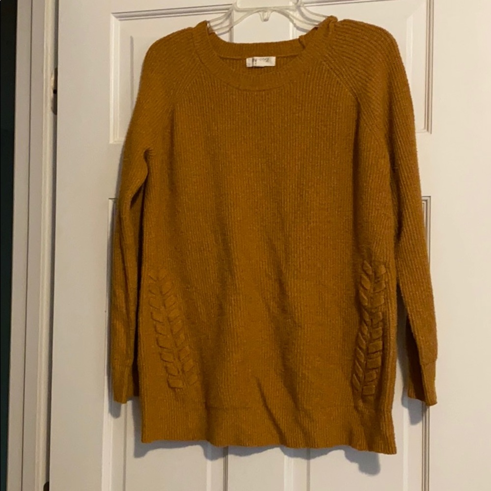 Maternity sweater